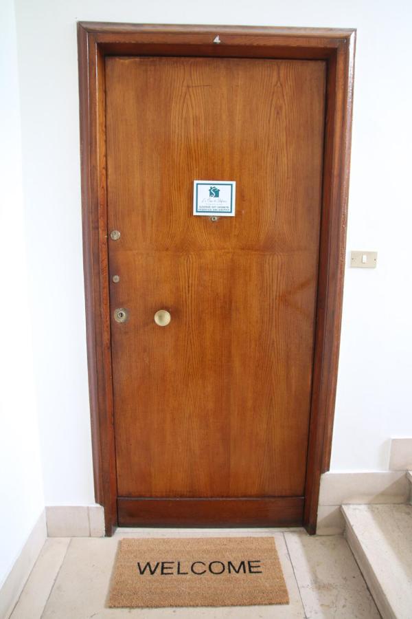 Ferienwohnung La Casa Di Stefania Lecce Exterior foto